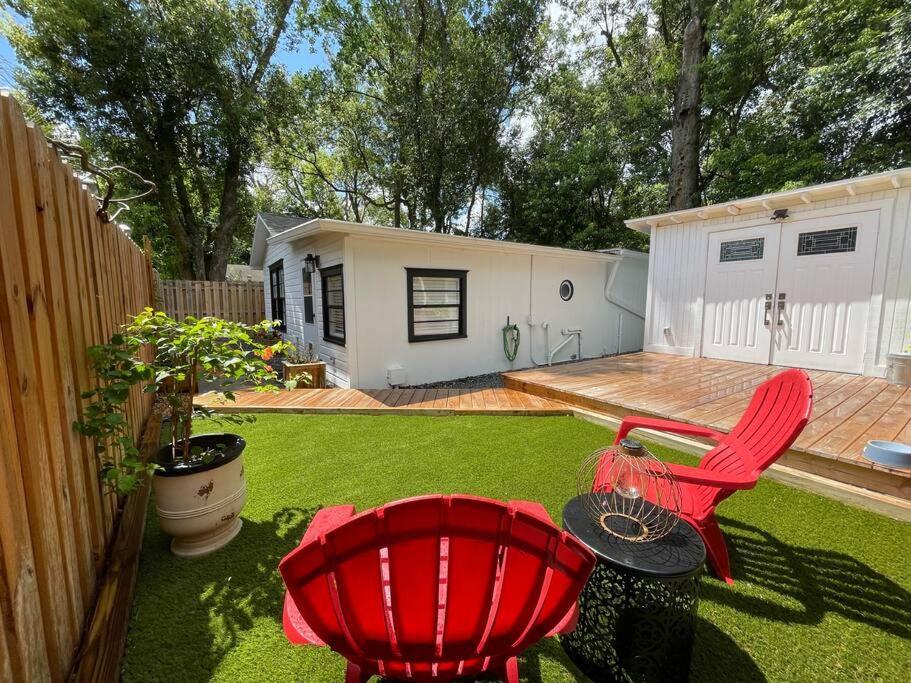 Stylish Bungalow Near Dining, Parks & Entertainment Τζάκσονβιλ Εξωτερικό φωτογραφία